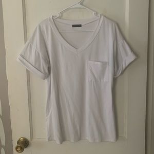 Relaxed v neck tee